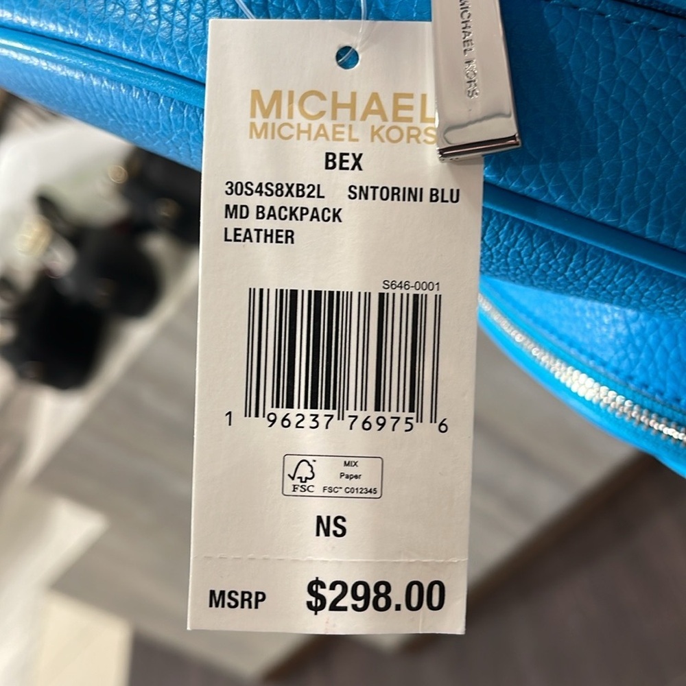 Michael Kors Bex Medium Pebbled Leather Backpack
COLOR SANTORINI BLUE
NWT - Picture 10 of 16